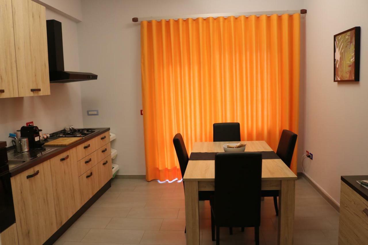 Vista Reale Apartment كازيرتا المظهر الخارجي الصورة